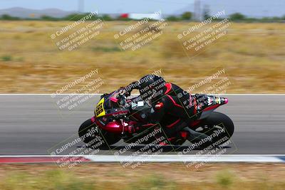 media/Apr-30-2023-CRA (Sun) [[020fcf5d43]]/Race 3-1000 Amateur Supersport/